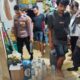 Polsek Baras dan Satresnarkoba Grebek Penjual Miras di Desa Motu, Puluhan Botol Cap Tikus Diamankan