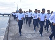 Wadan Lantamal VI Pimpin Lari Pagi Bersama Jaga Kebugaran Tubuh Personel Lantamal VI