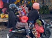 Polwan Polres Gowa Hadirkan Rasa Aman Lewat PSM di Pasar Minasa Maupa