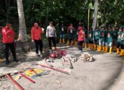 Personel Polsek Pamboang Hadiri Simulasi Pemadaman Karhutla di Desa Betteng