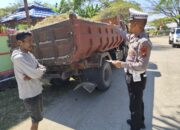 Satlantas Polres Majene Tertibkan Truk Muatan Pasir dan Batu Tanpa Penutup