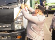 Polres Pasuruan Gelar Gebyar Bendera Merah Putih di Bangil