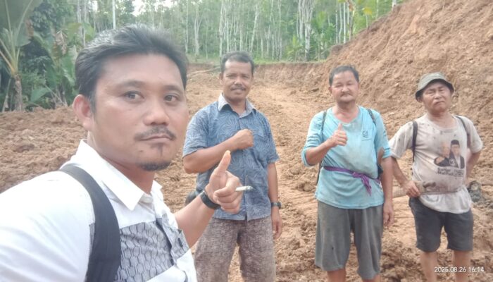Kepala Desa Hilifondrege Realisasikan Visi Misi, Bangun Jalan Tani Sepanjang 600 Meter