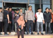 Kapolres Pasangkayu Turun Langsung Pimpin Pengamanan, Aksi Unjuk Rasa Berjalan Damai di Gedung DPRD