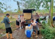 Kapolsek Winongan Distribusikan Air Bersih ke Warga Pelosok Dusun Guwo