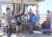 Polsek Banggae Bersama Warga Benahi Poskamling Deteng-Deteng, Tingkatkan Keamanan Lingkungan