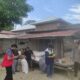 Bhabinkamtibmas Sarudu Dampingi Bulog Cek Kadar Jagung, Petani Diimbau Jual ke Bulog demi Harga Lebih Baik