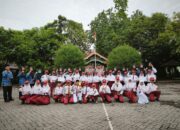 Satbinmas Polres Pasuruan Tanamkan Nilai Kebangsaan dan Karakter Positif di Hati Pelajar SD Dan SMP