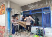 Satbrimob Polda Jawa Timur Perkuat Operasi Kemanusiaan Pasca Erupsi Semeru