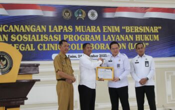 Lapas Muara Enim Menerima Sosialisasi LCC Dari Kakanwil Ditjenpas Sumsel Serta Menerima Penghargaan Sebagai LAPAS BERSINAR (Bersih Narkoba) Dari BNNK Muara Enim