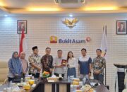 Skor 94,84! PTBA Raih Predikat Badan Publik Informatif 2025