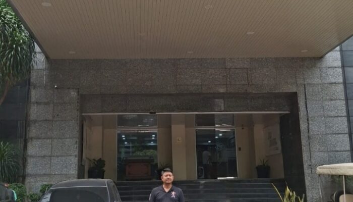 Laporkan Oknum “J” ke Polda Metro Jaya Terkait Dugaan Fee Proyek, LASKAR NKRI; Desak Polda Metro Jaya Tangkap Pelaku. 