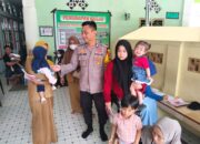 Langkah Nyata Cegah Stunting, Bhabinkamtibmas Polsek Banggae Polres Majene Ajak Warga Rutin ke Posyandu