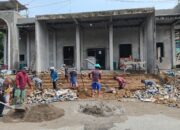 Wujud Pengabdian Polri, Bhabinkamtibmas Polsek Malunda Gotong Royong Bangun Masjid Bersama Warga