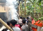 Kesigapan Polres Majene Bantu Evakuasi dan Penanganan Kebakaran Rumah Warga di Pappota