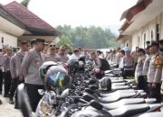 Kapolda Sulbar Kunjungi Polres Mamasa, Disambut Jajar Kehormatan hingga Periksa Kendaraan Dinas