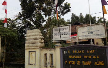 ASN Kelurahan Dalung Serang Diduga Pungli PKL di Trotoar Pasar Ciruas Pemkab Serang.