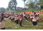PERSARI TK Kecamatan Parakansalak Digelar Meriah di Lapang Bola Sukatani, Bangun Kemandirian Anak Usia Dini