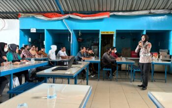 Tekan Angka Kecelakaan Jelang Mudik 2026, Satlantas Polres Pasuruan Gelar Safety Riding di PT Mega Marin Pride