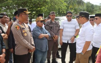 Kapolres Pasangkayu Dampingi Gubernur Sulbar Tinjau Peningkatan Jalan Akses Pelabuhan, Dirangkaikan Safari Ramadhan