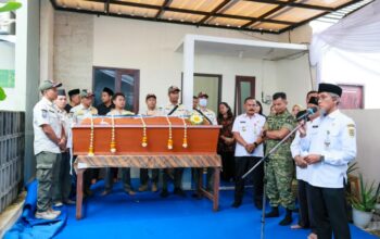 Sekda Provinsi Jawa Tengah Sampaikan Duka Mendalam Atas Meninggalnya Mertua Gubernur Jateng