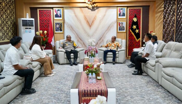 Kapolda Sulbar Audiensi Bersama Ketua PSI dan Kadin Sulbar, Bahas Upaya Kesejahteraan Masyarakat di Tengah Komplik Global