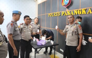 Komitmen Bersih Narkoba, PJU Polres Pasangkayu Jalani Tes Urine, Hasilnya Negatif
