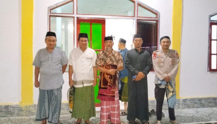 Pengamanan Sholat Tarawih di Wilayah Hukum Polsek Aralle Berlangsung Aman dan Kondusif
