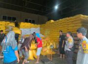 Personil Polsek Mamasa Kawal Pengiriman 4,25 Ton Jagung Petani ke Bulog Polewali Mandar