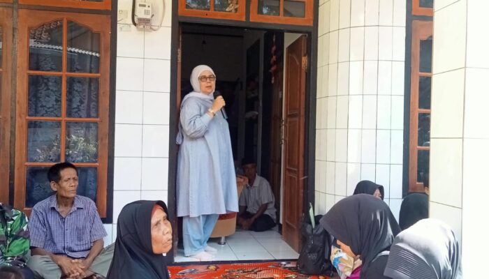 Serap Aspirasi Warga, Elah Karmilah Dorong Perbaikan Jalan hingga Akses Permodalan KUR