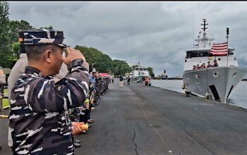 Mudik Gratis Aman Dan Nyaman Bersama TNI AL, Ratusan Warga Selayar Diberangkatkan Oleh Dankodaeral VI dengan Kapal Perang KRI Marlin-877