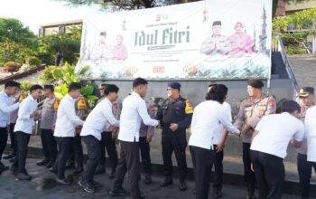 Tradisi Maaf-Memaafkan Pasca Idul Fitri, Polda Sulbar Perkuat Soliditas dalam Momen Hari Kemenangan