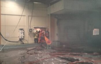 Kebakaran Pabrik Kaos Kaki di Bekasi, Diduga Akibat Korsleting Listrik