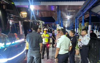 Perjalanan Mudik Aman, Ditlantas Polda Sulbar Pastikan Angkutan Bus Antar Kota Layak Beroperasi