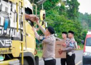 PJR Ditlantas Polda Sulbar Gandeng Komunitas PDM Berbagi Takjil, Wujudkan Sinergi untuk Masyarakat