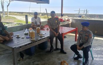Sentuhan Humanis Sat Polairud Pasangkayu: Ajak Warga Pesisir Tanjung Babia Jaga Laut dan Kamtibmas Bersama