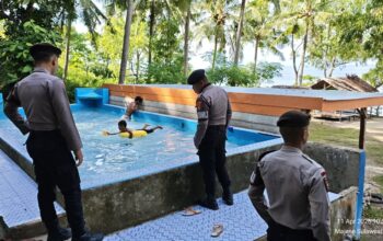 Ciptakan Rasa Aman Libur Akhir Pekan, Samapta Polres Majene Patroli di Objek Wisata Pantai Munu