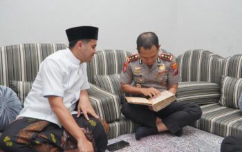 Silaturahmi ke Ponpes Alhidayah Asshomadiyah , Kapolres Pasuruan Tekankan Kolaborasi Jaga Keamanan