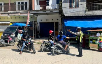 Unit Kamsel Polres Mamasa Gencarkan Sosialisasi Tertib Lalu Lintas Demi Tekan Angka Pelanggaran