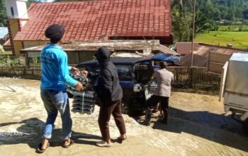 Ribuan Warga Mehalaan Terima Makan Bergizi Gratis, Polisi Turun Langsung Pastikan Distribusi Berjalan Lancar