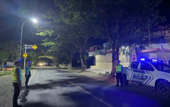 Patroli Blue Light Satlantas Polres Majene Sisir Jalur Trans Sulawesi, Cegah Balap Liar dan Pelanggaran Lalu Lintas