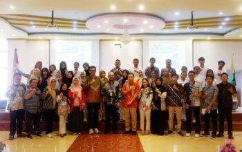 Mahasiswa UGEM Antusias Ikuti Seminar Literasi Keuangan Bersama OJK Sulselbar Makassar