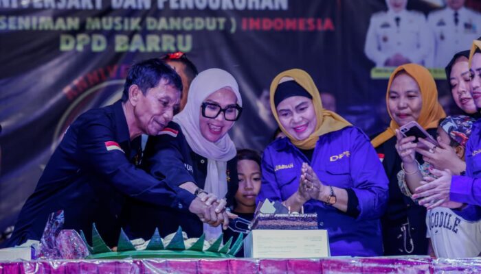 Pelantikan DPD SEMUT Barru Berlangsung Khidmat, Malamnya Dirayakan dengan Milad ke-6 Meriah