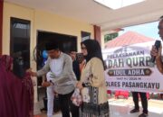 Polres Pasangkayu Sembelih 8 Ekor Sapi Qurban, 250 Kupon Dibagikan Kepada Masyarakat
