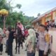 Meriah dan Aman, Bhabinkamtibmas Kawal Iring-Iringan Kuda Sayyang Pattuddu’ di Bambalamotu