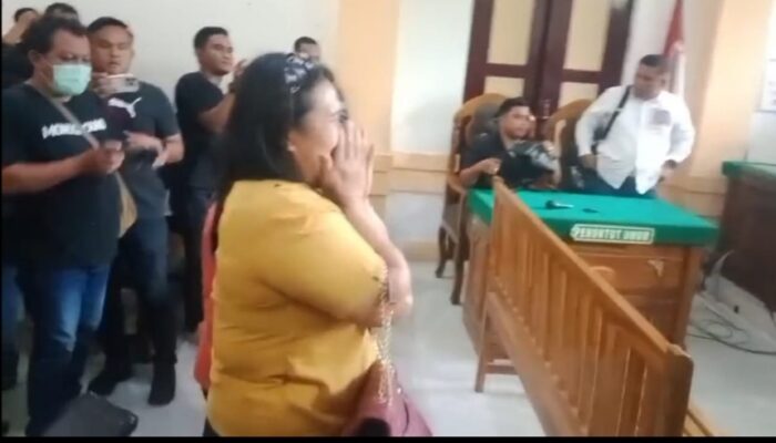 Perjuangan Orangtua Korban Penganiayaan Brutal Sempat Tidur Di SPBU, Berbuah Manis Karena Permohonan Prapid Ditolak
