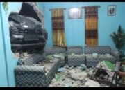 Avansa Travel Hantam Rumah Warga, Empat Orang Terluka