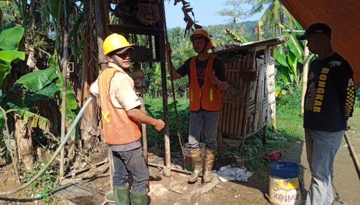 Warga Kampung Ciherang Apresiasi Pembangunan Sumur Bor, Ucapkan Terima Kasih kepada Dinas Perkim dan CV Arrahmah