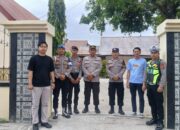 Personel Polres Majene Amankan Ibadah Minggu di GPIB Immanuel Majene dan Rumah Ibadah Khatolik Stasi Santo Paulus