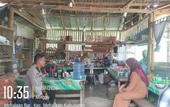 Bhabinkamtibmas Polsek Mambi Perkuat Kemitraan dengan Warga Melalui Program Sakti di Mehalaan 